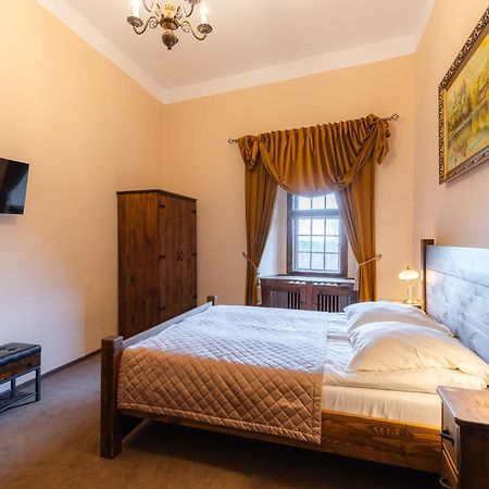 Zamek Czocha Aparthotel Лесна Екстериор снимка