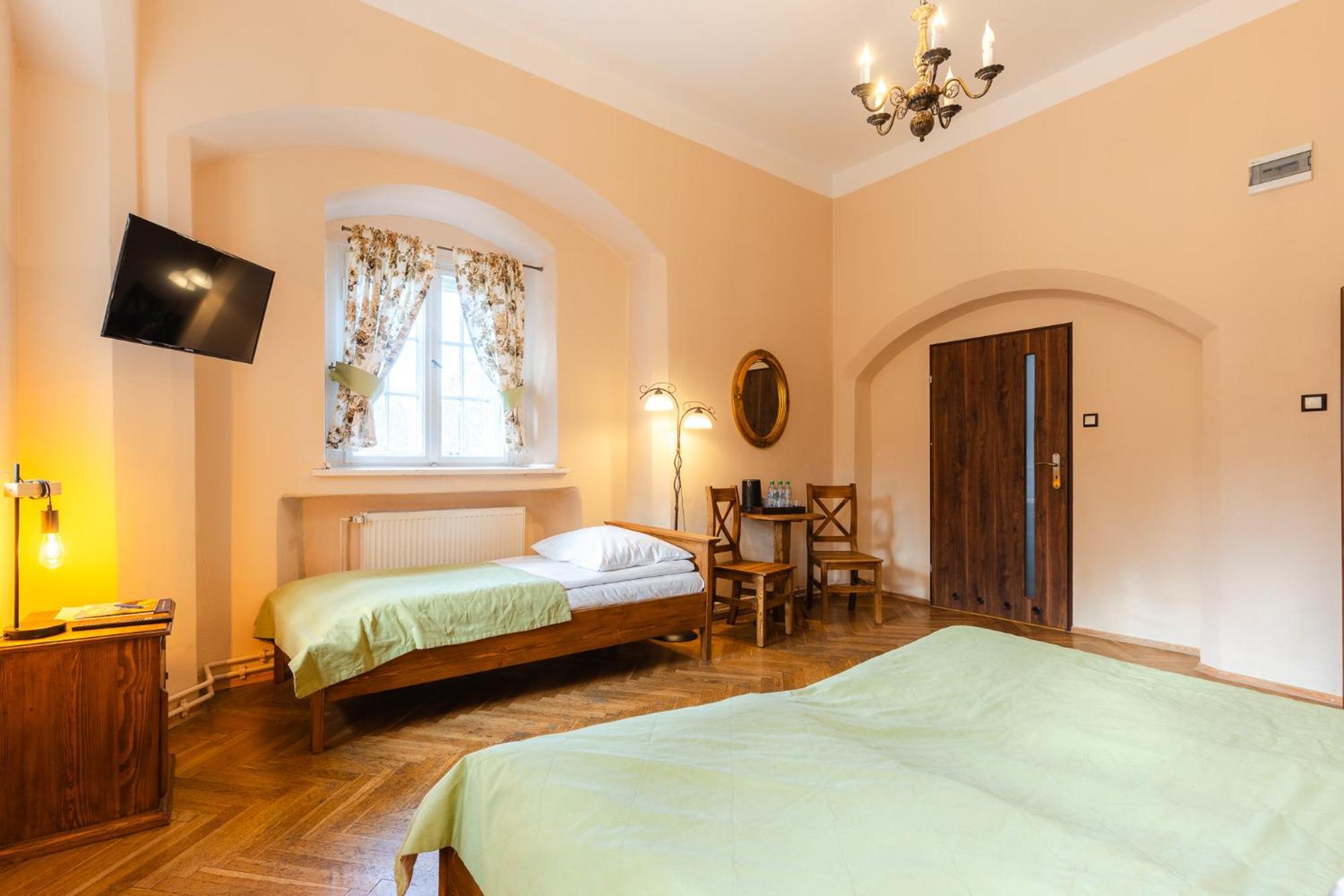 Zamek Czocha Aparthotel Лесна Екстериор снимка