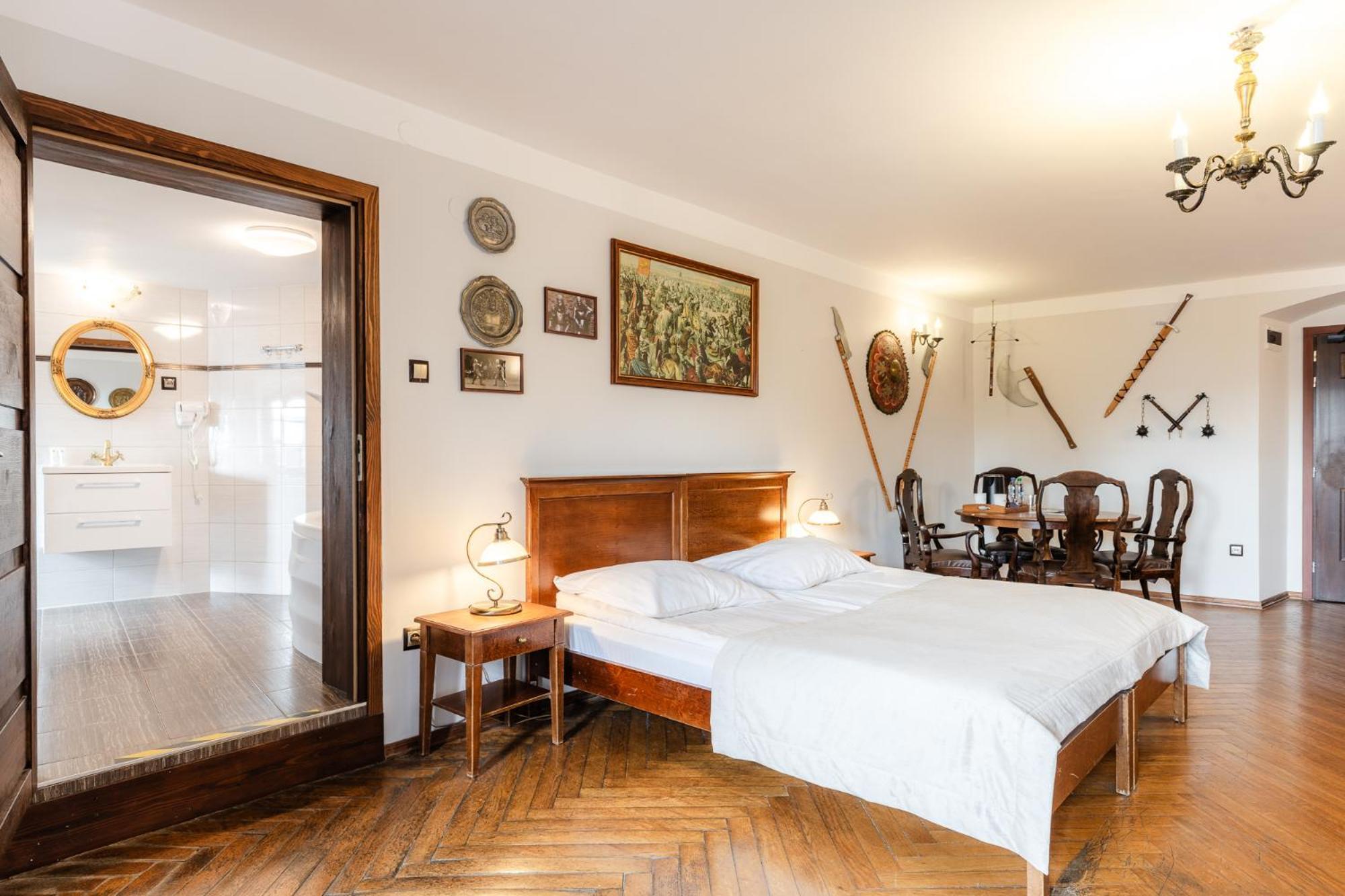 Zamek Czocha Aparthotel Лесна Екстериор снимка
