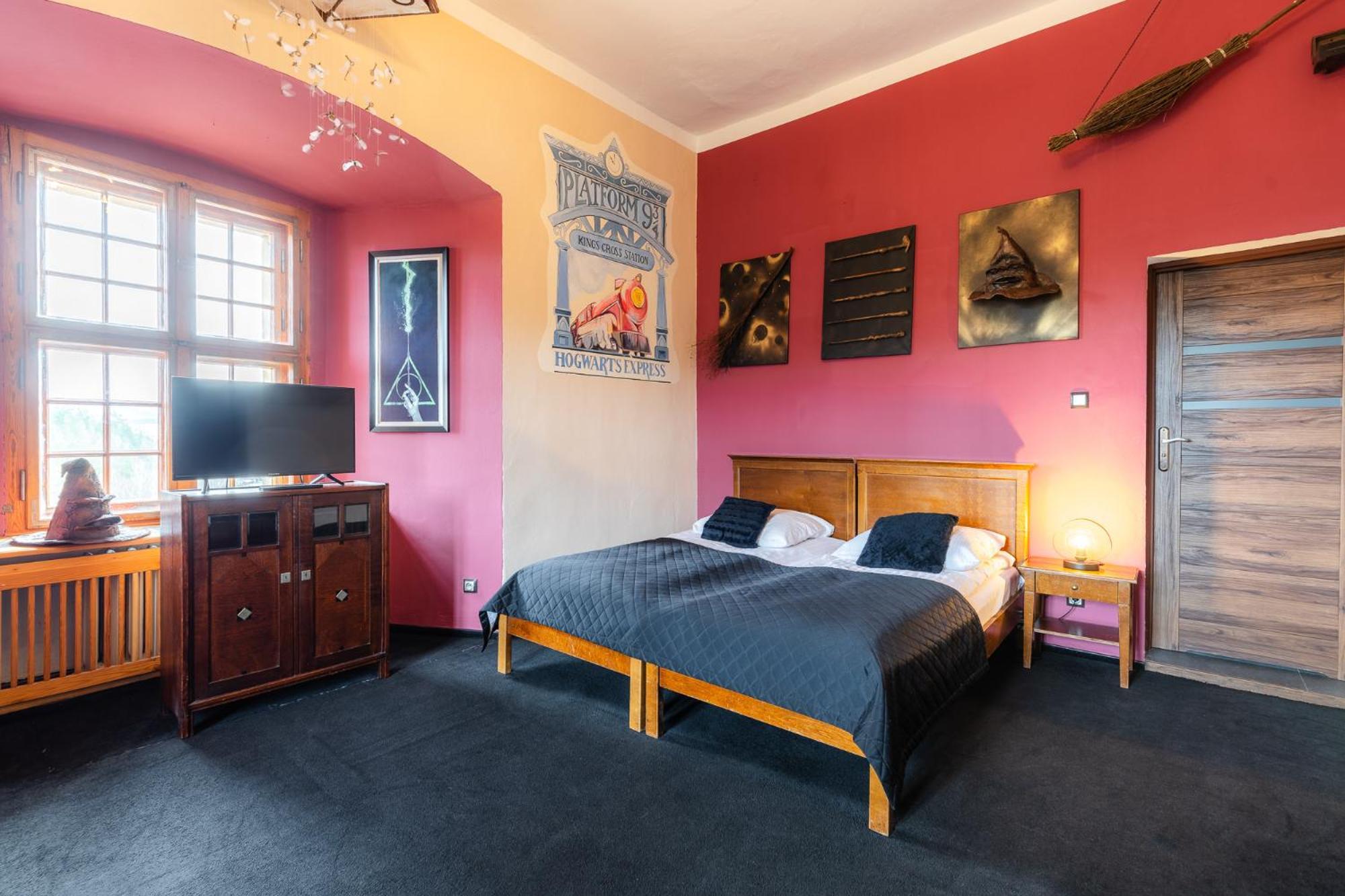 Zamek Czocha Aparthotel Лесна Екстериор снимка