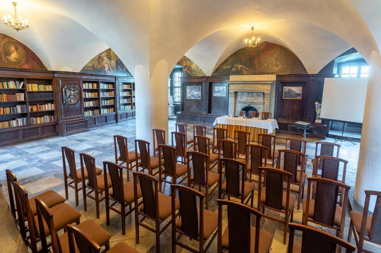 Zamek Czocha Aparthotel Лесна Екстериор снимка