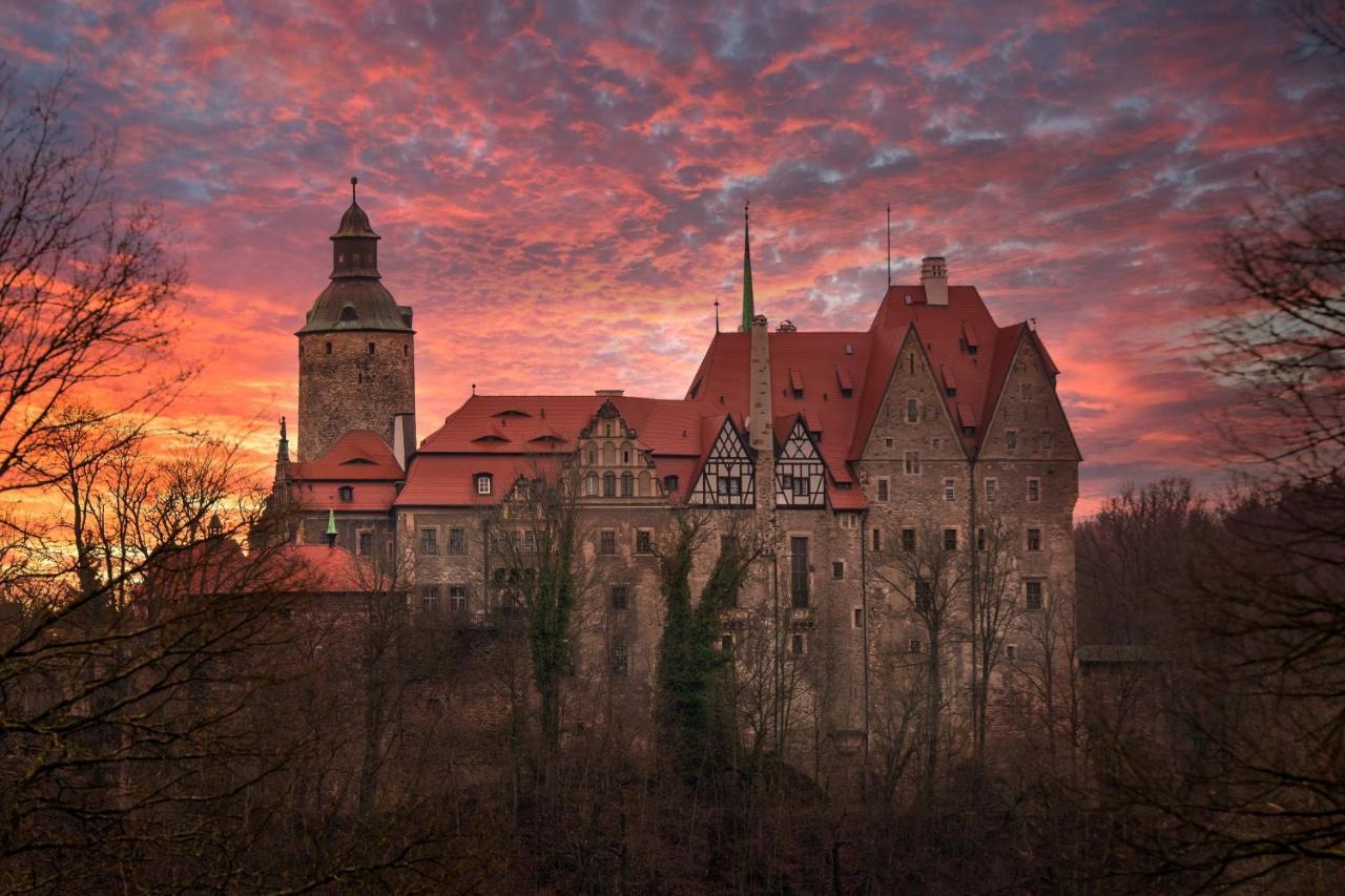 Zamek Czocha Aparthotel Лесна Екстериор снимка